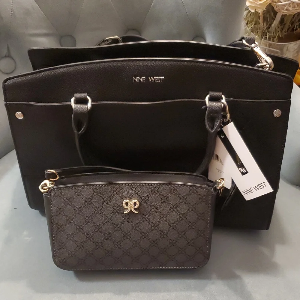 Nine West Elegant Black Purse W Bonus Mini Purse.. - Picture 8 of 15